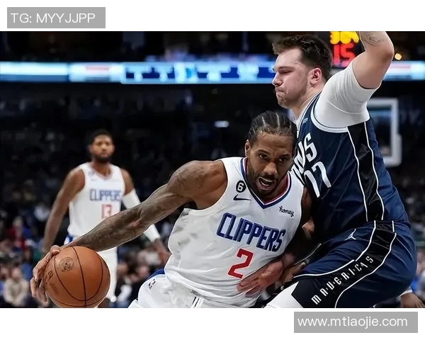 伦纳德半场25分刷新赛季个人纪录