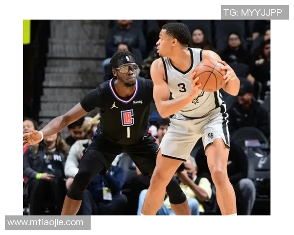 斯波：在努力培养韦尔和约维奇 现在是球队各司其职的阶段